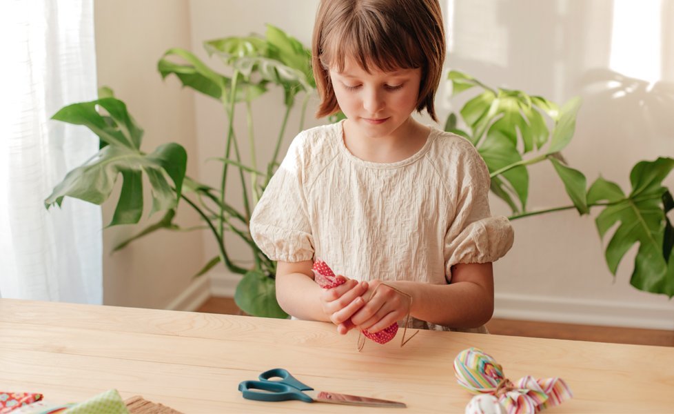 Activités manuelles et créatives pour enfants à la maison